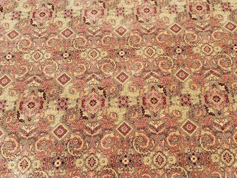 lot 181 image: Decorative High End Circlular Rug 100