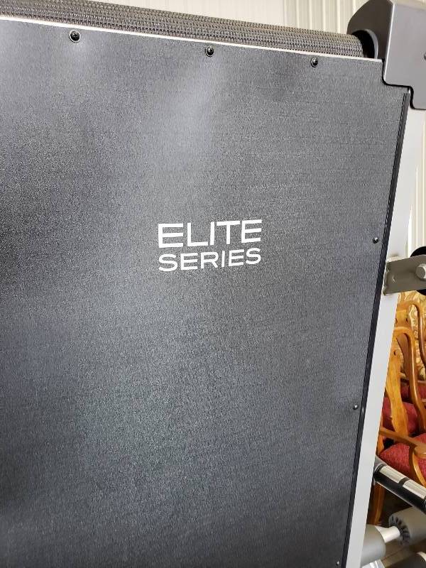 lot 185 image: Horizon Elite 5.3T Treadmill