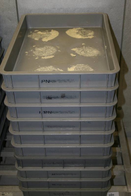 lot 92 image: Plastic Trays
