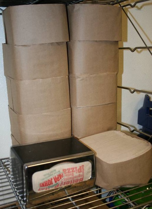 lot 100 image: Napkins and Napkin Holder