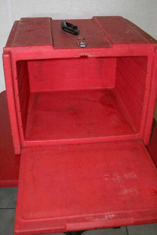 lot 149 image: Insulated Box