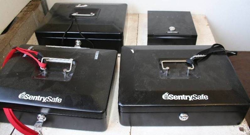 lot 162 image: Lock Boxes