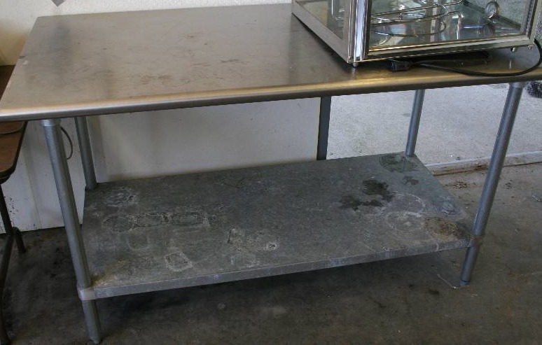 lot 163 image: Commercial Stainless Steel Table