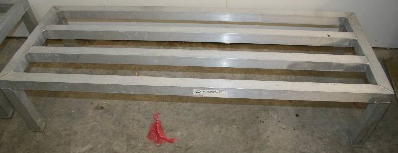lot 171 image: Dunnage Rack