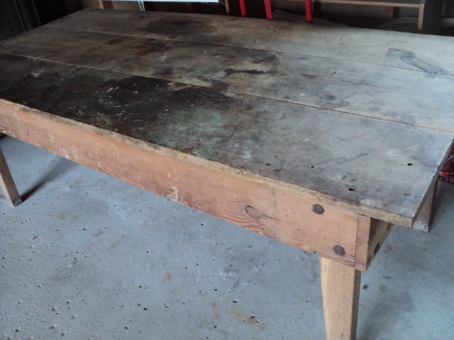 lot 1 image: Work table  Harvest table - top co...