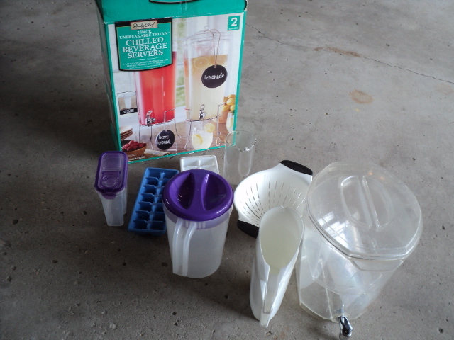 lot 9 image: box of beverage containers...