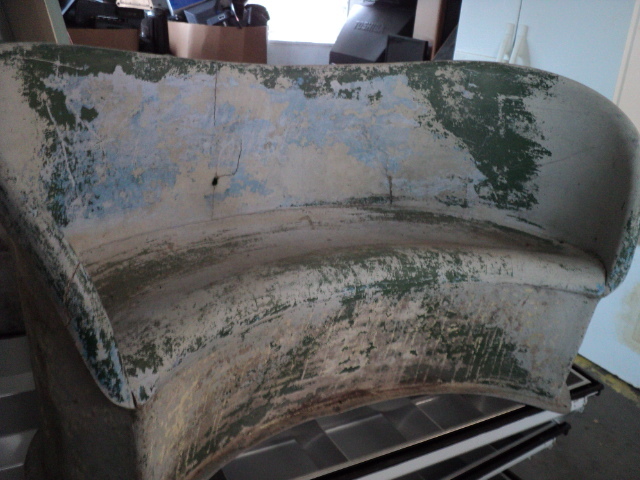 lot 40 image: resin bench from a carasol...