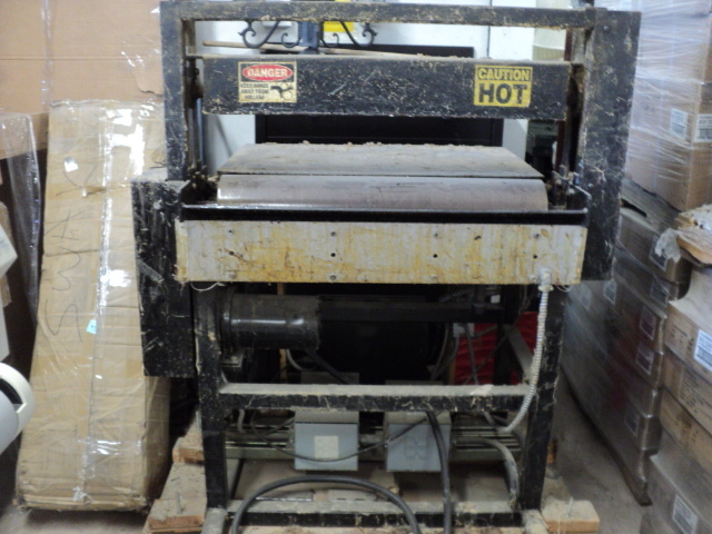 lot 43 image: Hot glue roller machine...