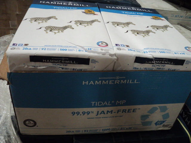 lot 86 image: 5000 sheets of Hammermill 8.5 x 14 ...