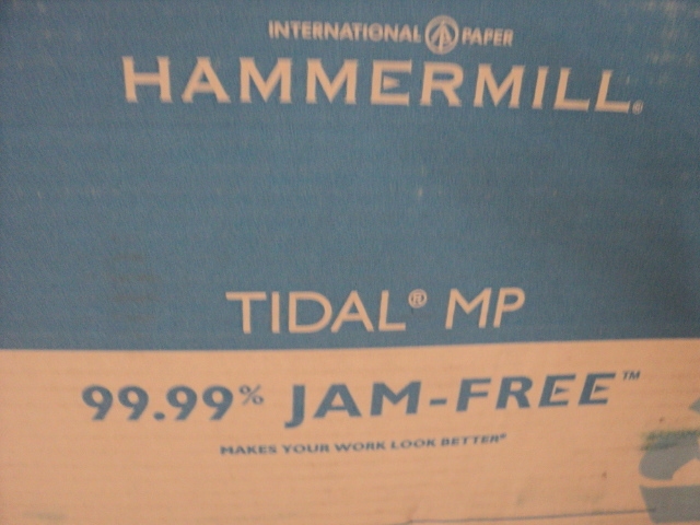 lot 94 image: 5000 sheets of Hammermill 8.5 x 14 ...