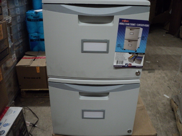 lot 117 image: 2 drawer locking file cabinet...