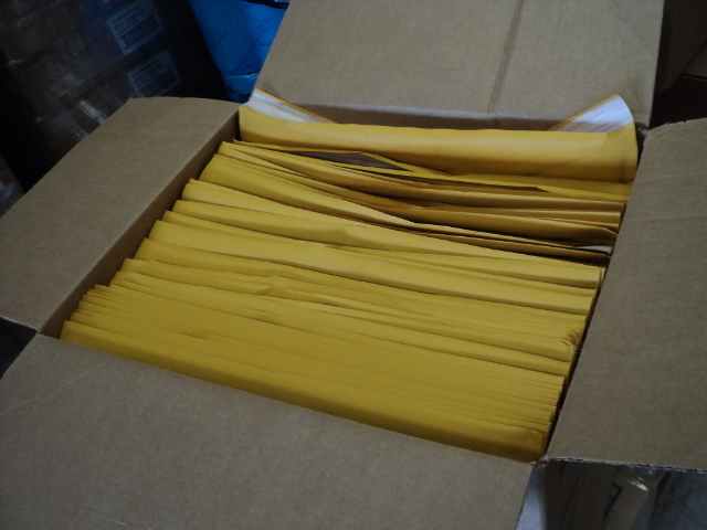 lot 123 image: Jiffy lite cushioned mailers - 14.5...