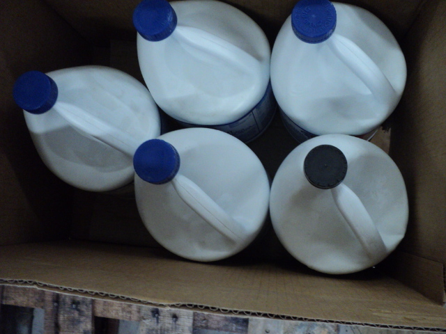 lot 139 image: 5 gallons of Pure Bright Germicidal...