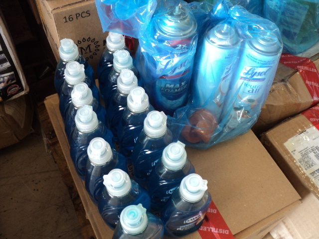 lot 158 image: 14 8 ounce bottles of Dawn dish soa...