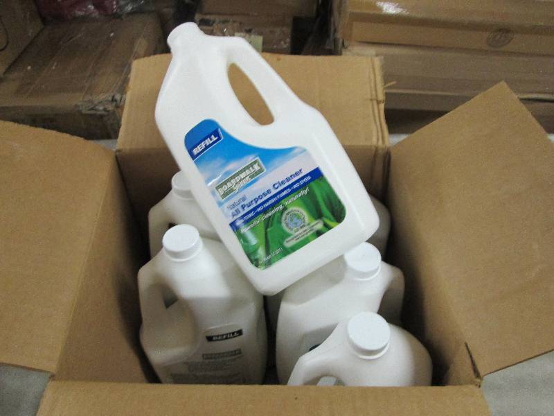 6 - 2 Qt Bottles of Boardwalk Green...