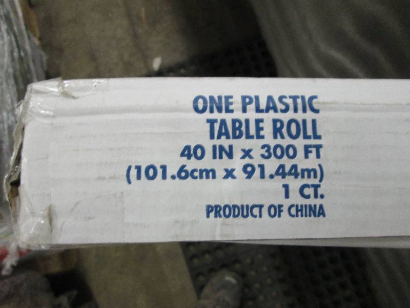Hoffmaster White Plastic Table Roll...