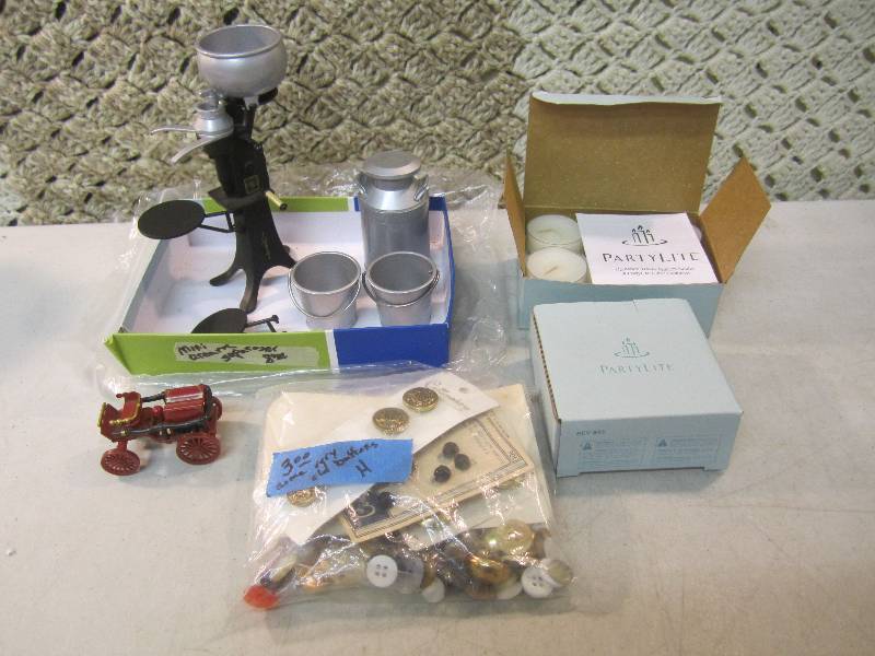 lot 62 image: Lot of PartyLite Candles wHolder a...
