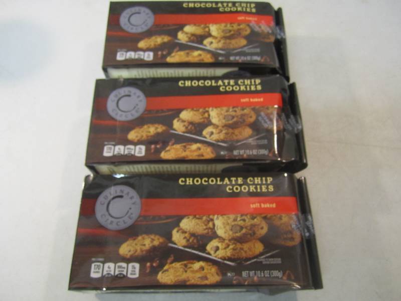 lot 89 image: 3 Packs of Culinary Circle Chocolat...