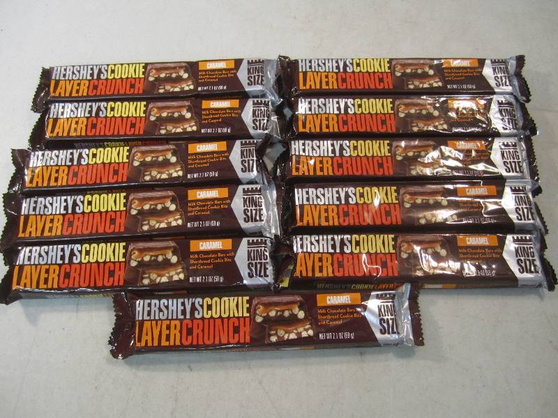 lot 98 image: 11 King Size Hersheys Caramel Cooki...