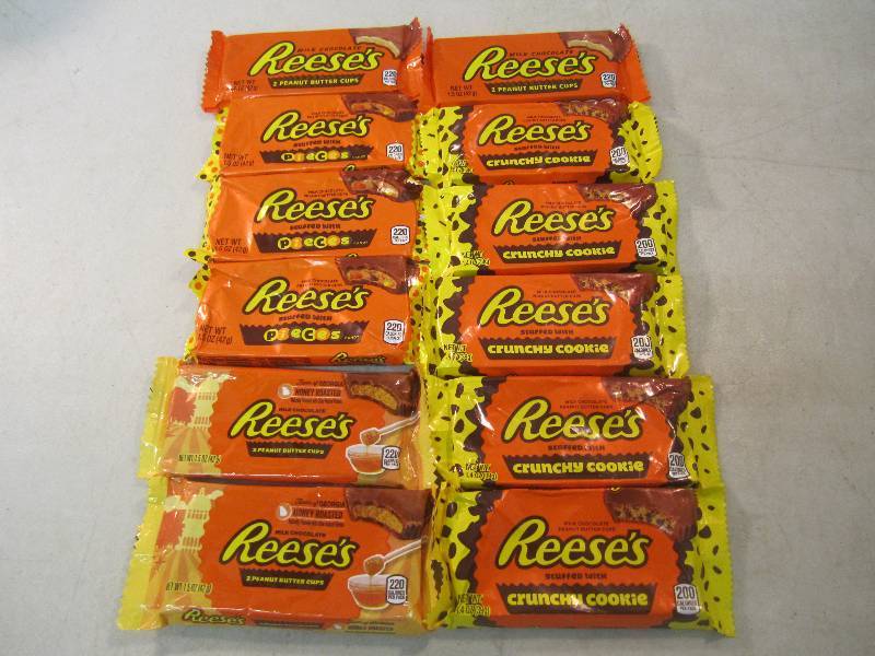 lot 102 image: Mixed Lot of 12 Reeses Peanut Butte...