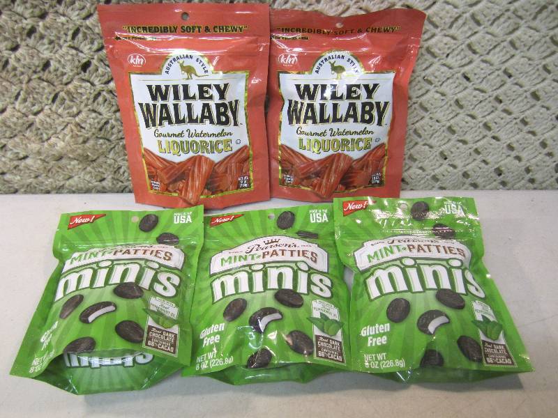 lot 111 image: 3 Bags of Pearsons Mint Patties Min...