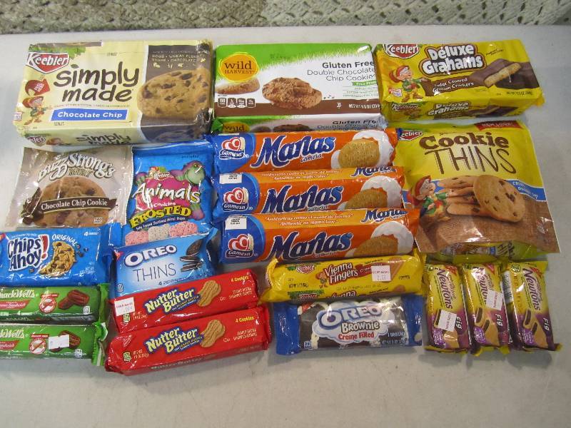 lot 112 image: Mixed Lot of Various Cookies Best b...