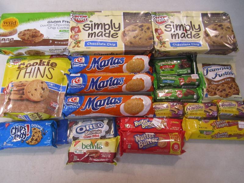 lot 113 image: Mixed Lot of Various Cookies Best b...