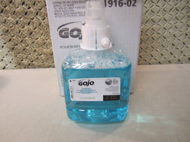 lot 148 image: Case of 2 GoJo Pomeberry Foam Handw...