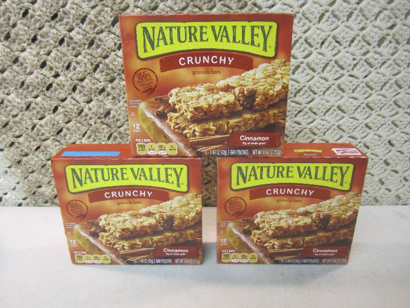 lot 229 image: 3 Boxes Nature Valley Crunchy Cinna...