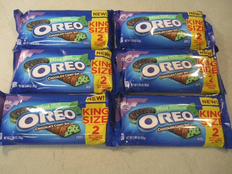 lot 248 image: 6 King Size Mint Oreo 2-Pack Candy ...