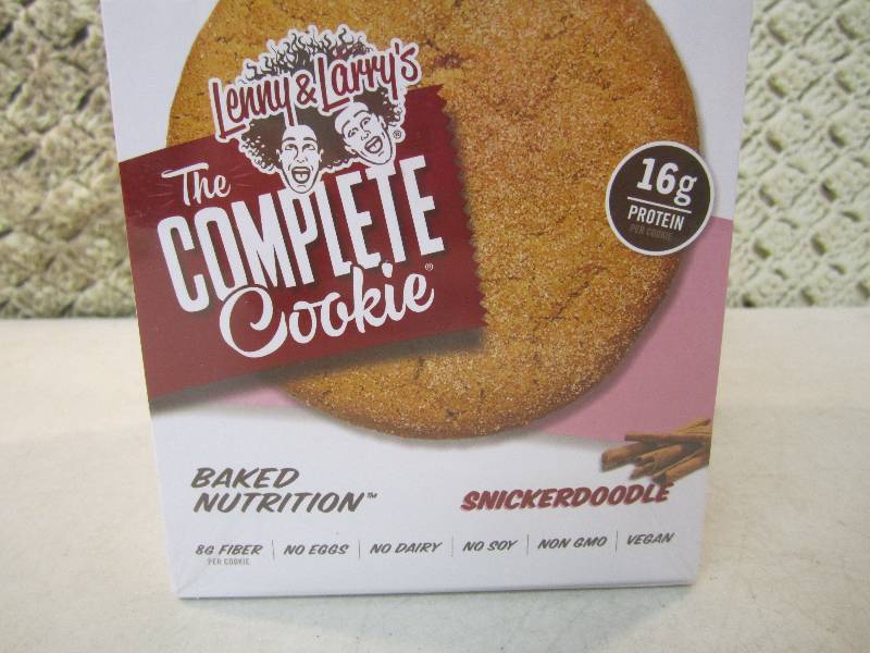 lot 263 image: Box of 12 Large Snickerdoodles Cook...