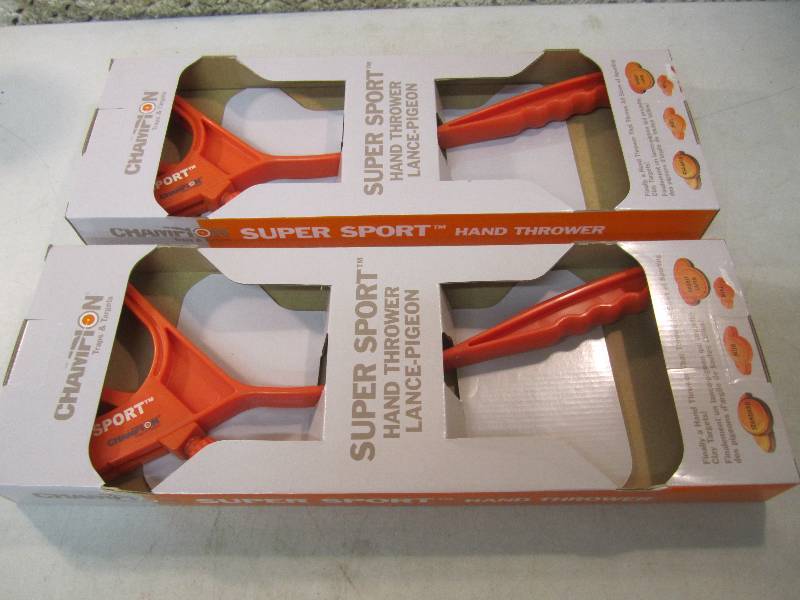 lot 281 image: 2 Champion Traps & Targets Super Sp...