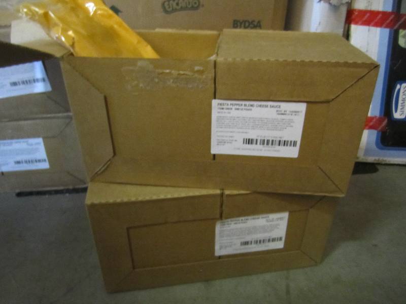 lot 314 image: 2 Cases of Fiesta Pepper Blend Chee...