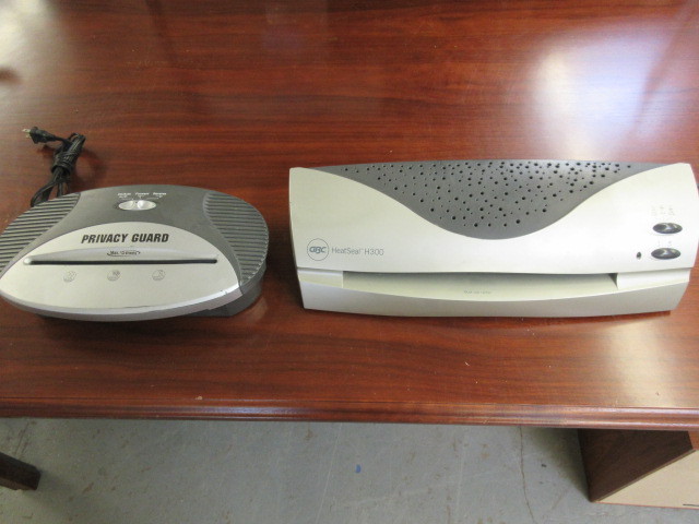 lot 956 image: PAPER SHREDDER AND LAMINATOR