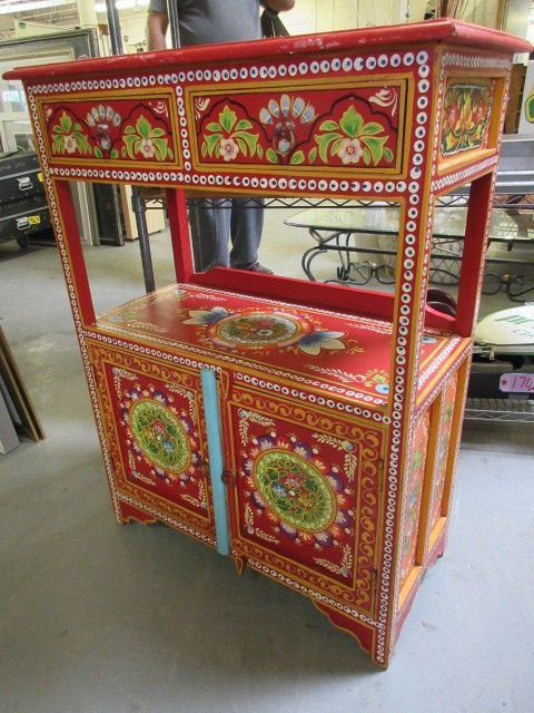 lot 988 image: RED, HAND PAINTED ASIAN  CABINET