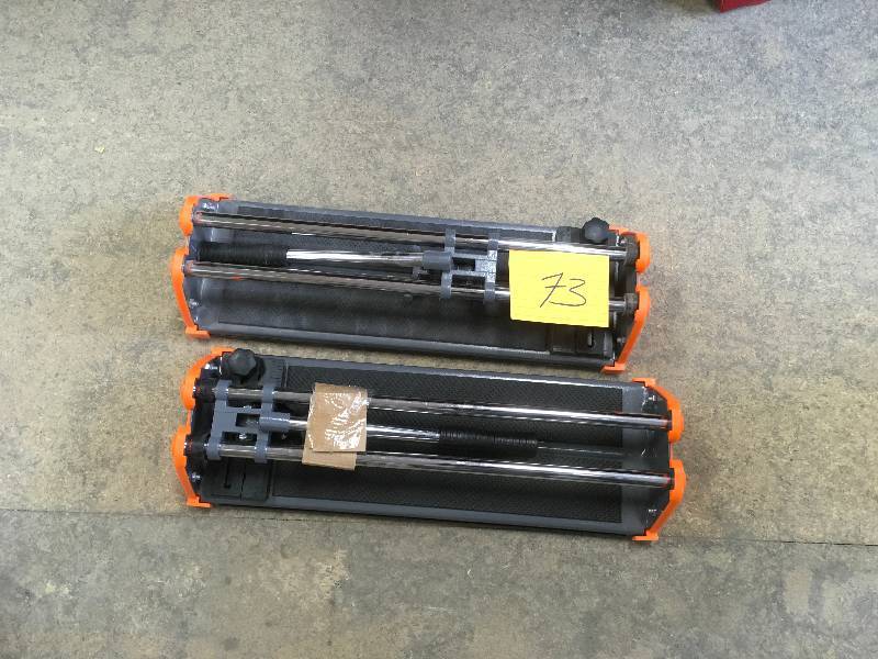 HDX 14 in. Rip Ceramic Tile Cutter in working condition