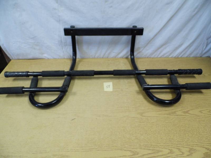 Pull Up Bar
