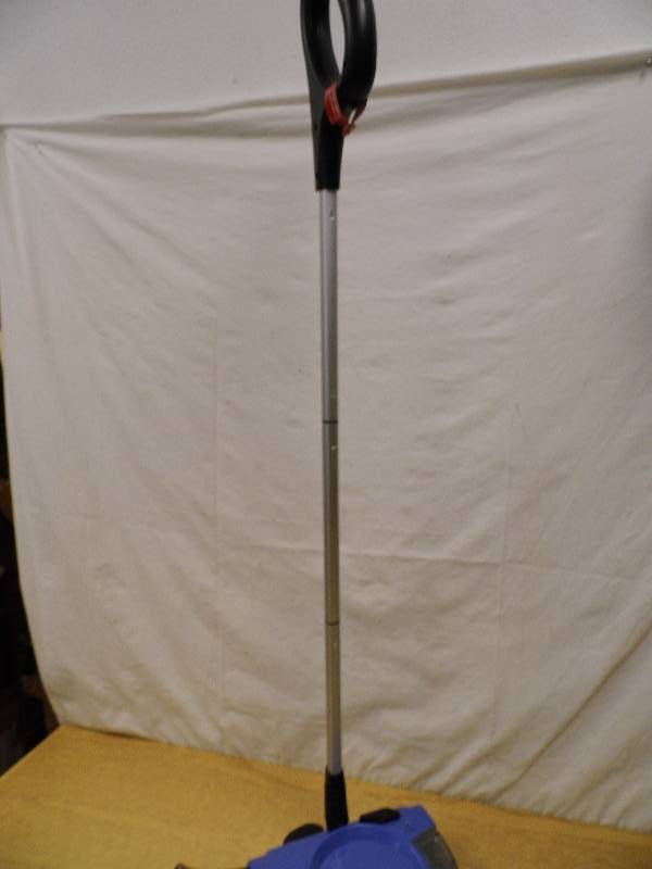 Shark Sweeper - TP Holder