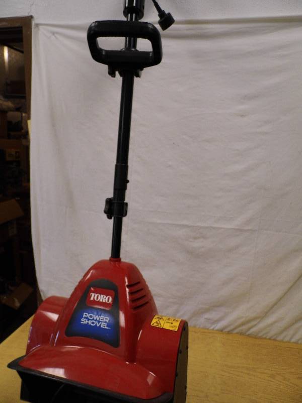 Toro Power Shovel