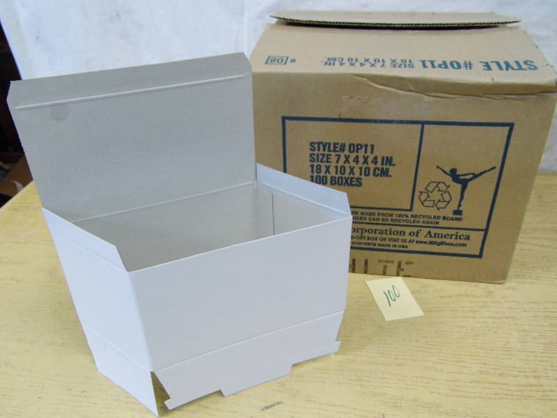 Case of 100 Gift Boxes
