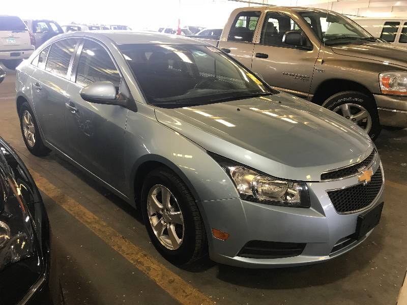 lot 2 image: 2011 Chevrolet Cruze LT