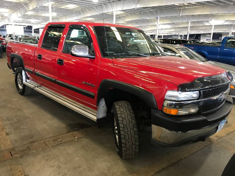 lot 7 image: 2001 Chevrolet Silverado 2500HD 4x4 Crew Cab