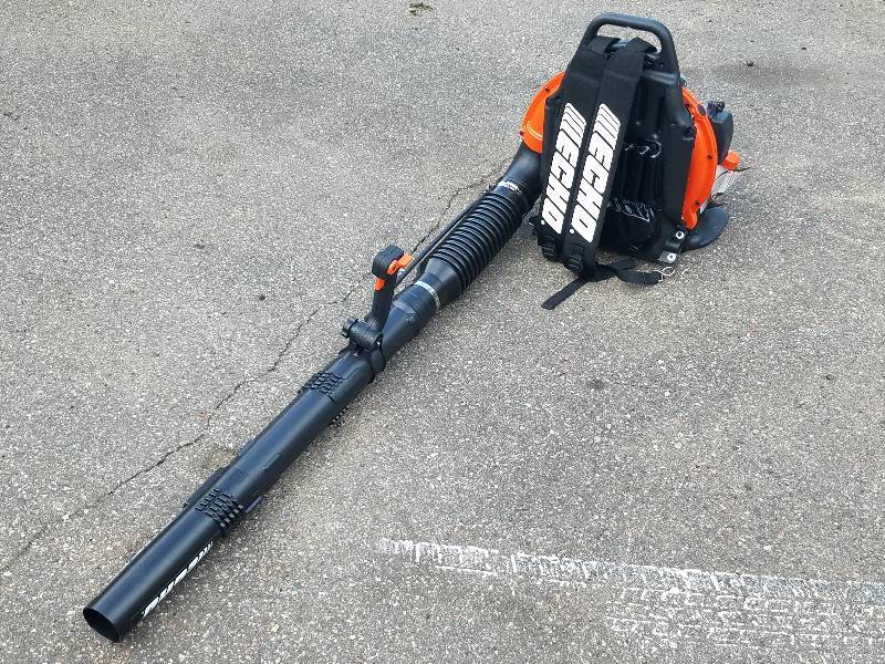 lot 5 image: ECHO BACKPACK BLOWER
