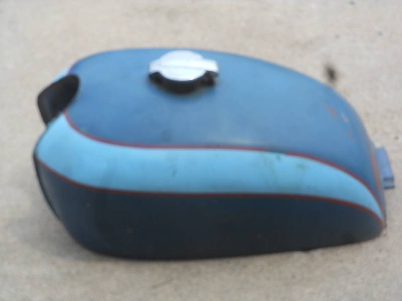 lot 44 image: MOTORCYCLE FUEL TANK
