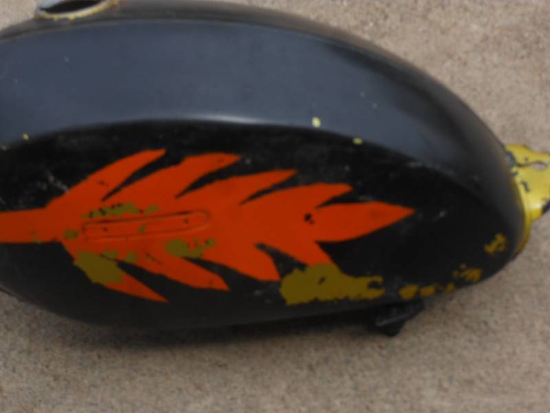 lot 46 image: MOTORCYCLE FUEL TANK