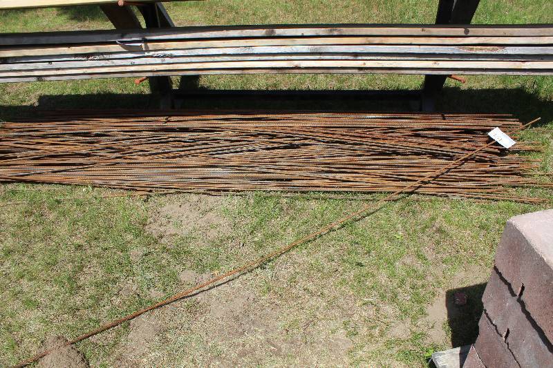 lot 151 image: Lot of (Approximately 80-100) 12in. Rebar