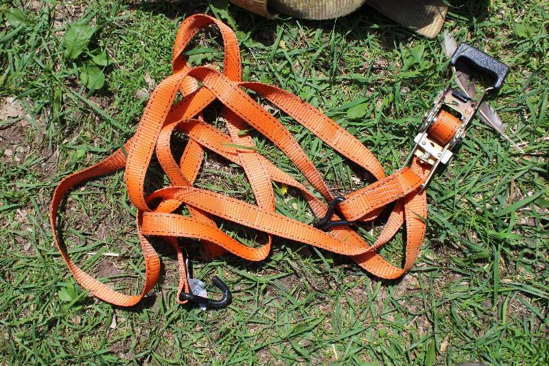 lot 120 image: Nylon Tie-down Straps