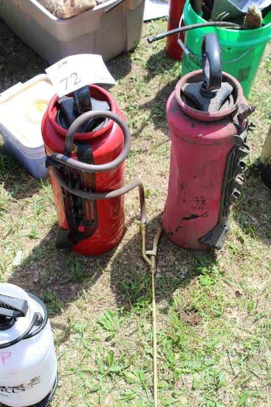 lot 72 image: Lot of (2) Concrete Sprayers