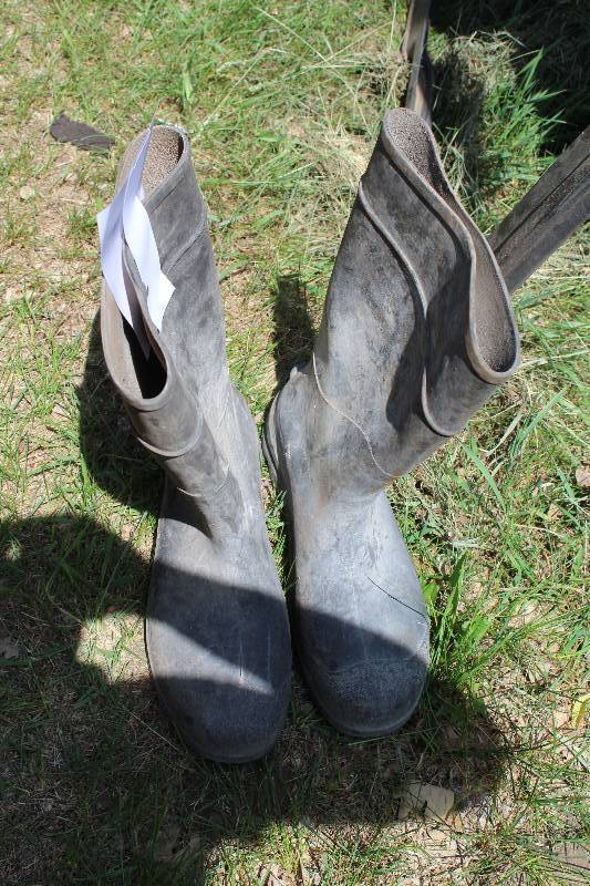 lot 101 image: Servus Size 12 Work Boots