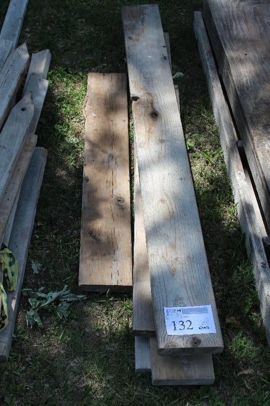lot 132 image: Lot of (6) 2x8 Wood Boards